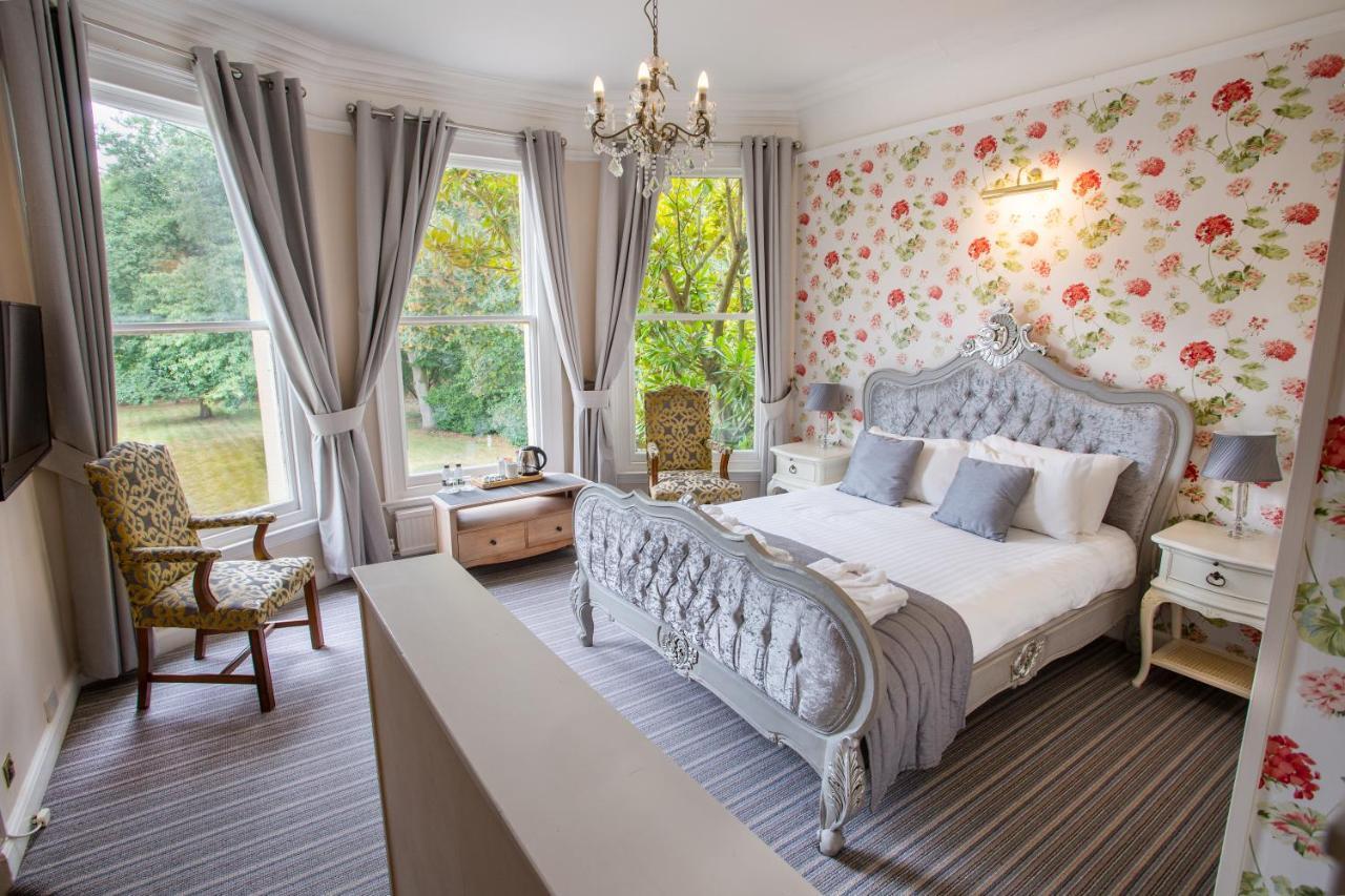 Woodland Manor Hotel Bedford Exterior foto