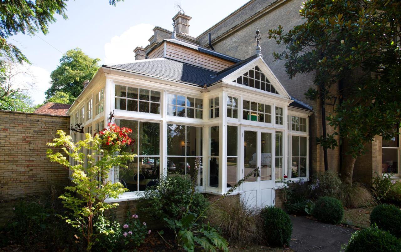 Woodland Manor Hotel Bedford Exterior foto