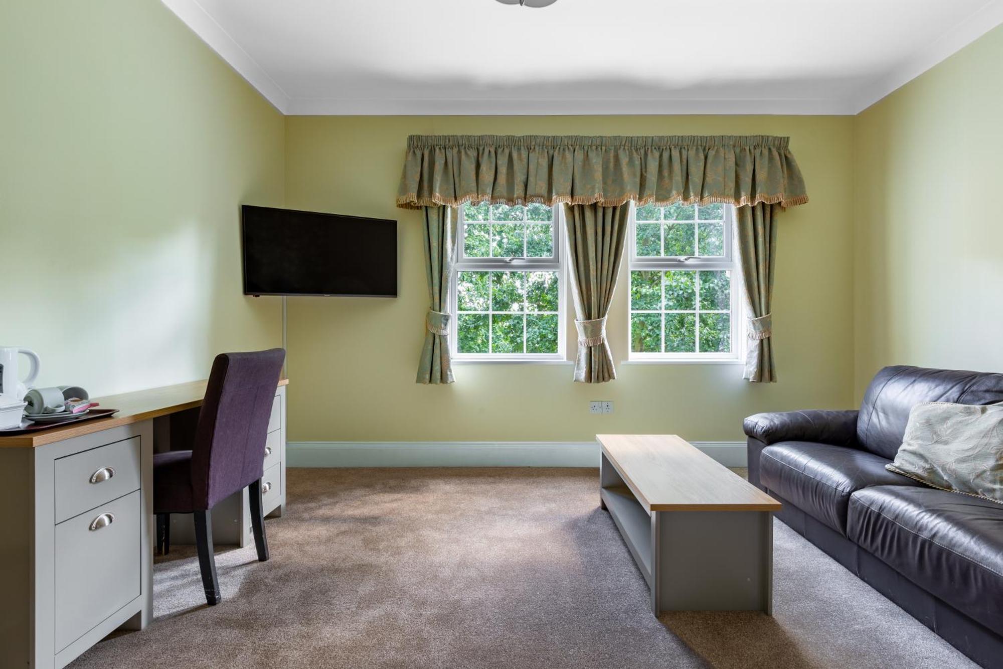 Woodland Manor Hotel Bedford Exterior foto